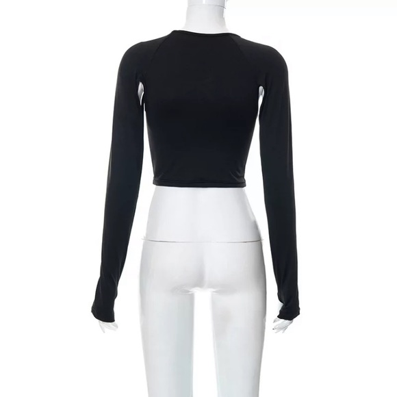 Black cut out long sleeve crop top - Picture 8 of 15